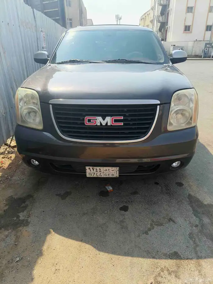 GMC Yukon model. 2011 rate. 19.000. 2