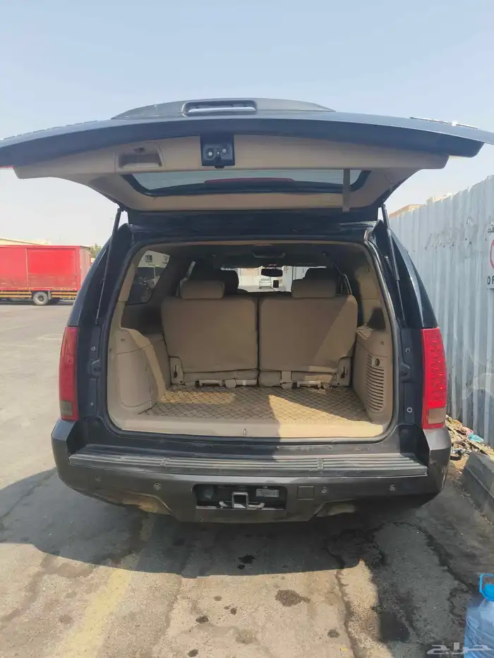 GMC Yukon model. 2011 rate. 19.000. 7