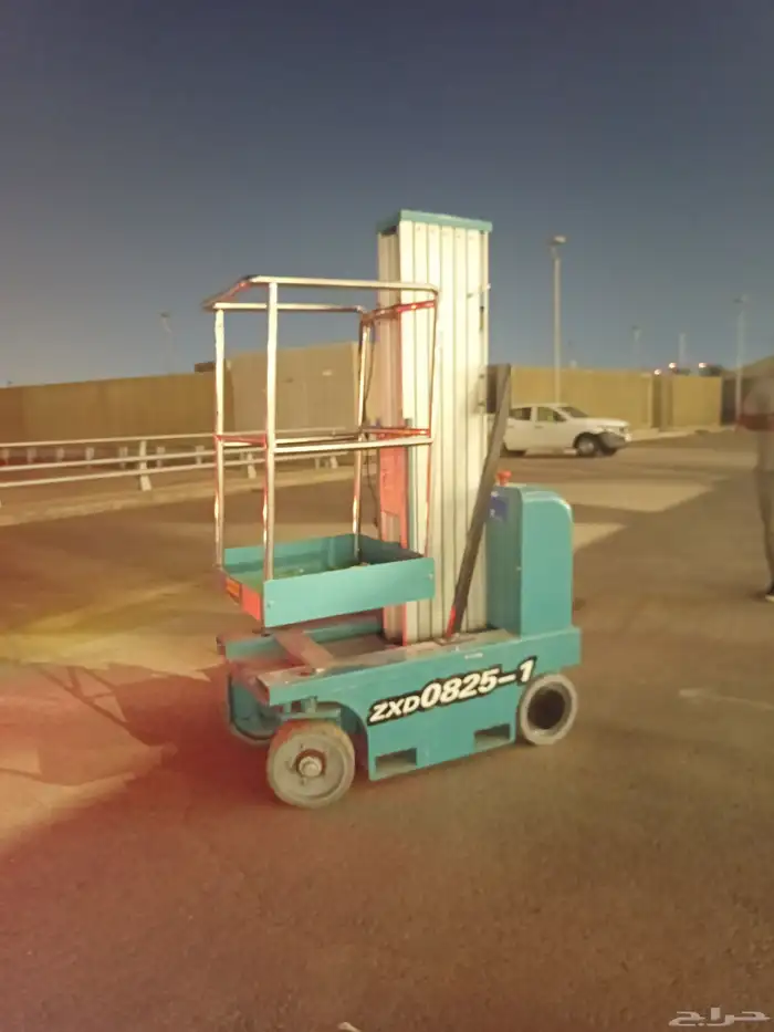 سيزر لفت ومان لفت وكرينات ورافعات شوكيه الايجار اليومي والشه 7