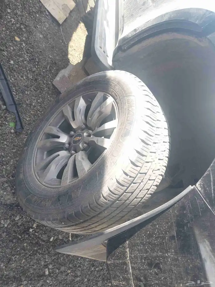 يوجد لدينا جميع قطع الغيار البليزر والأنفوي اكسبلور اكسبديشن 4