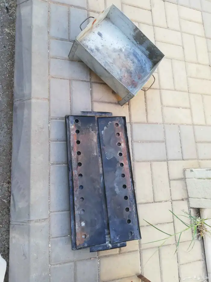 منقل او مناقل متحركة وثابته و2 منها سحاب للي عنده مشب 6