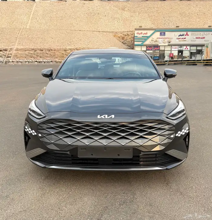 كيا K8 بنورما 2022 اعلا مواصفات بحالة الوكاله للبيع 1