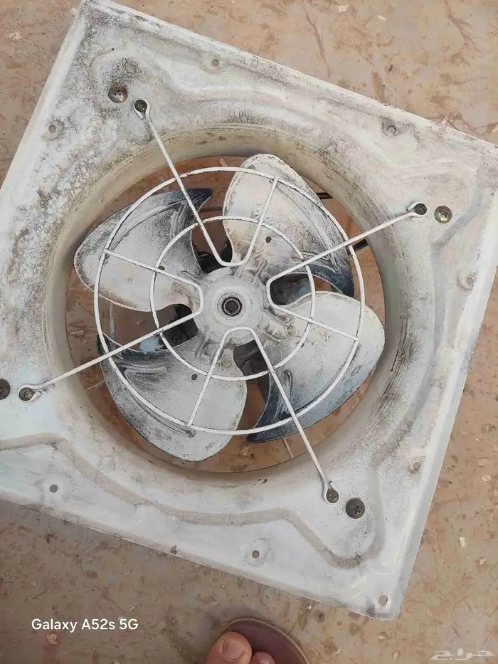 مروحة شفط حديد شبة جديدة مقاس 32 32 سم 0