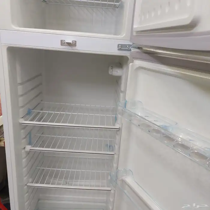 ثلاجه جديده للبيع 2