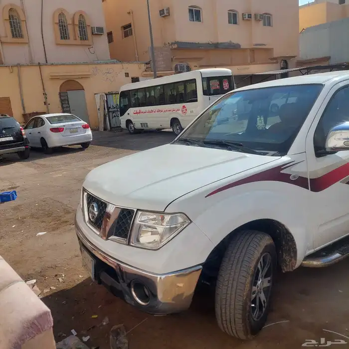 نيسان نافارا 0