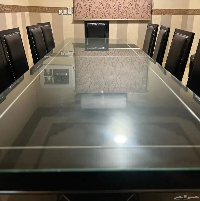 طاولة طعام 1