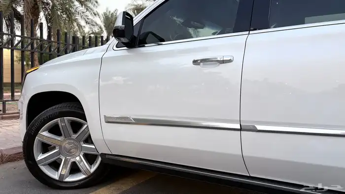 كاديلاك اسكاليد Premium 2017 ( منوة المستخدم ) 18