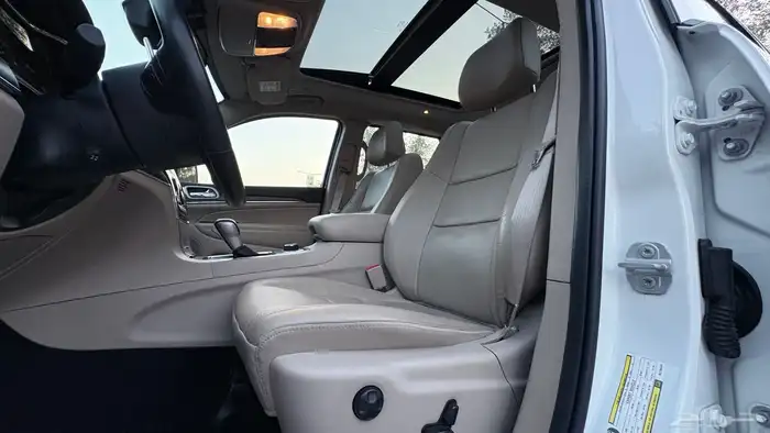 جيب جراند شروكي 2021 Limited ( نظيف للغاية ) 27