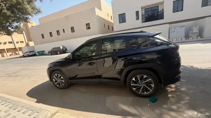 هونداي توسان موديل 2023 اسود 3
