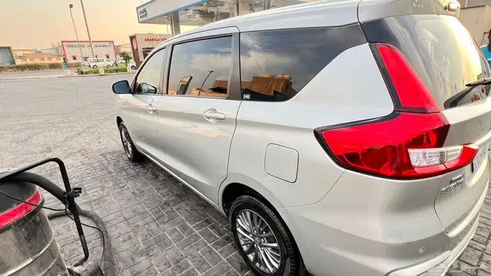 للبيع سوزوكي إرتيغا 2022 عائلية ممتازة ونظيفة جد ا 3