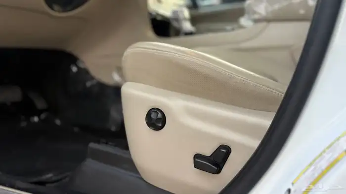 جيب جراند شروكي 2021 Limited ( شبه جديد ) 23