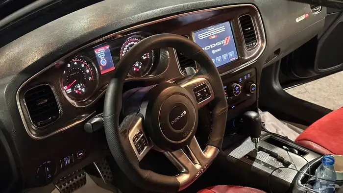 تشارجر SRT 6.4 13