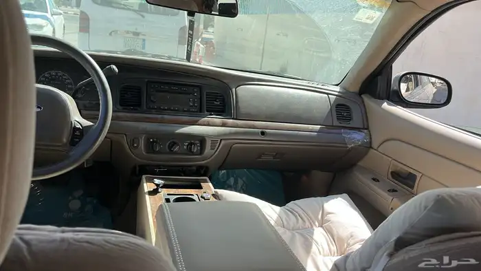 فورد فكتوريا 2003 للبيع او للبدل بددسن 4