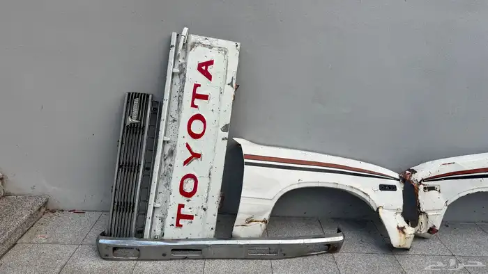 قطع هايلوكس 1981 مستحدم 0