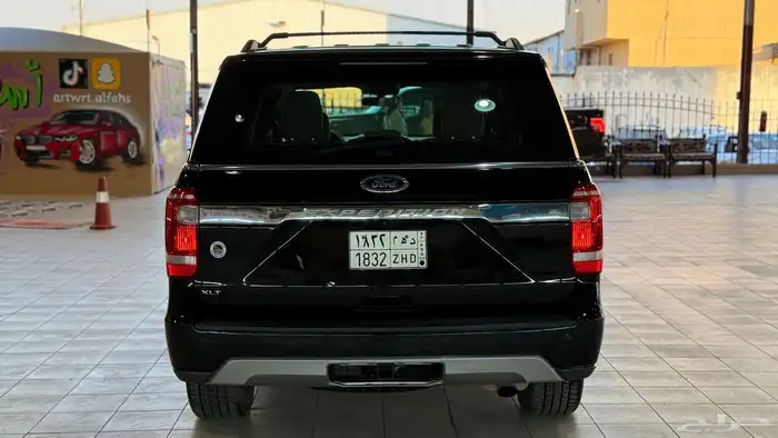 مجموعة فورد تورس 2021 و اكسبديشن 2021 36