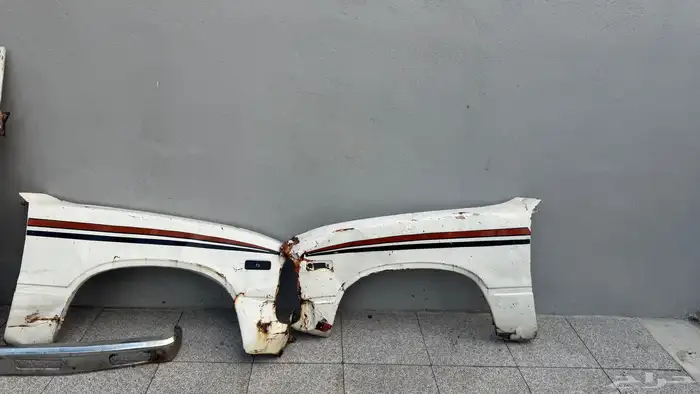 قطع هايلوكس 1981 مستحدم 2