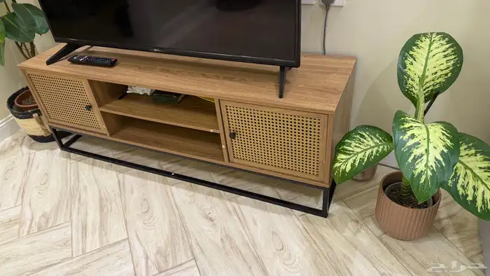 طاولة تلفزيون 160cm 1