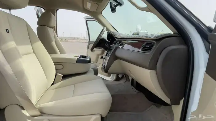 يوكن موديل 2010 قصير 11