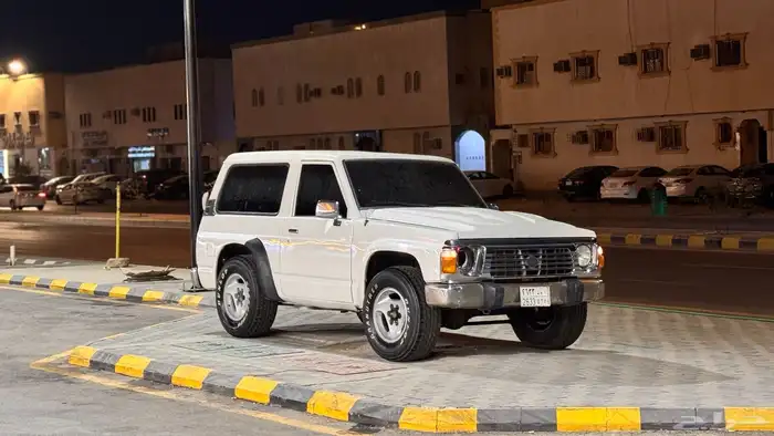 نيسان باترول 88 ربع 2