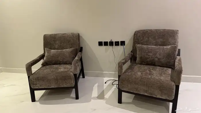 كنب جديد جدا جدا وما استخدم ابدا 4