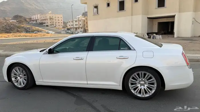 كرايسلر 2012 3