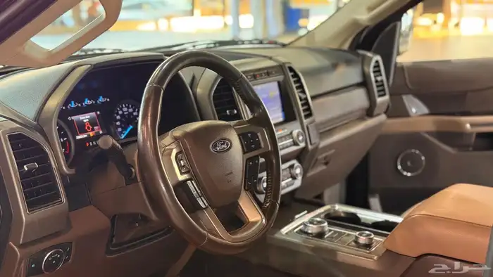 مجموعة فورد تورس 2021 و اكسبديشن 2021 30