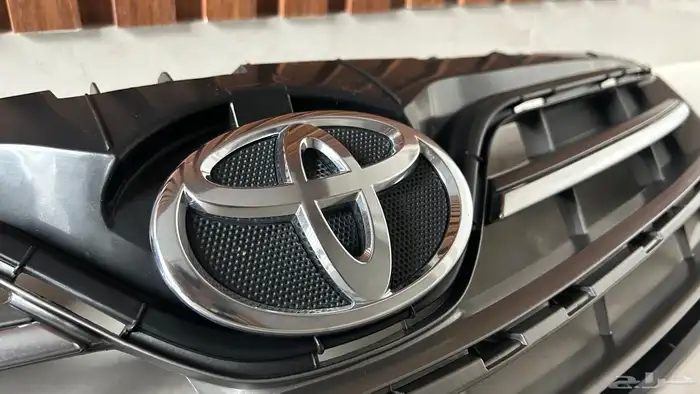 للبيع قطع كورلا من 2011الى 2013 1