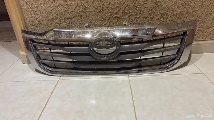 صدام خلفي وشبك هايلوكس 1