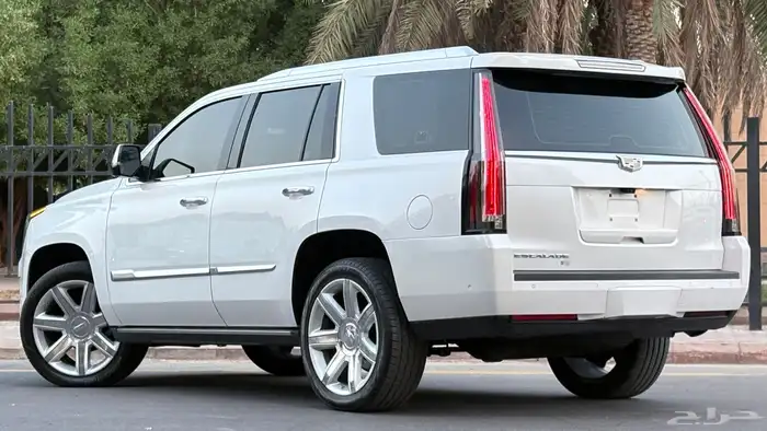 كاديلاك اسكاليد Premium 2017 ( منوة المستخدم ) 6