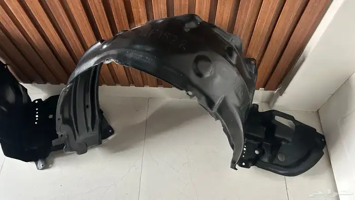 للبيع قطع كورلا من 2011الى 2013 5