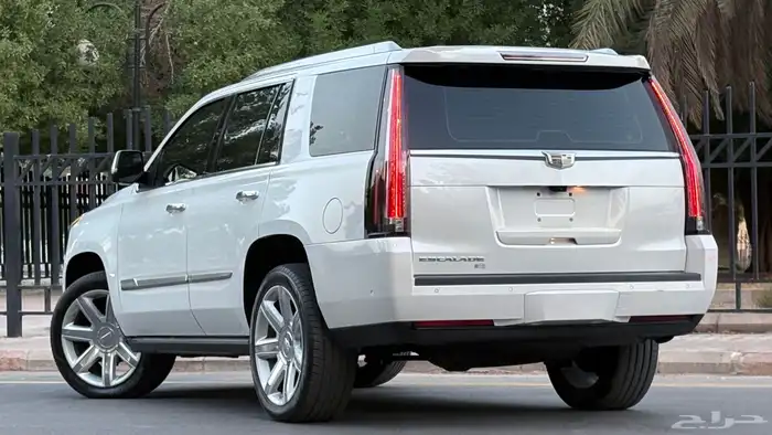 كاديلاك اسكاليد Premium 2017 ( منوة المستخدم ) 5