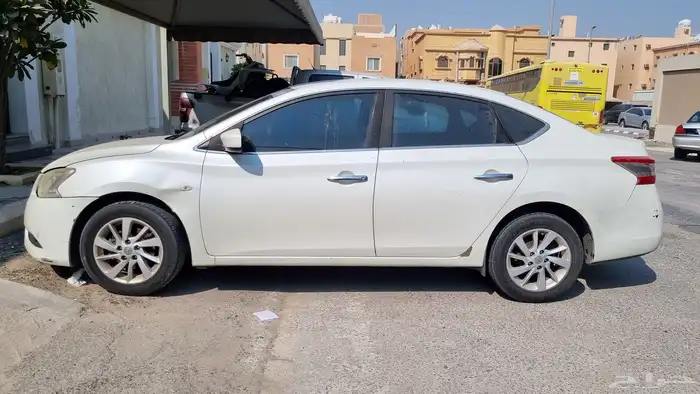 سيارة للبيع سنتراء 2