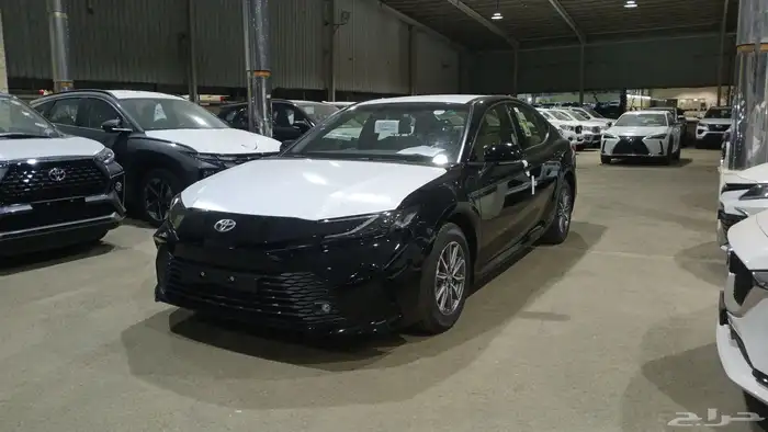 كامري E بنزين 2025 سعودي جديدده 0