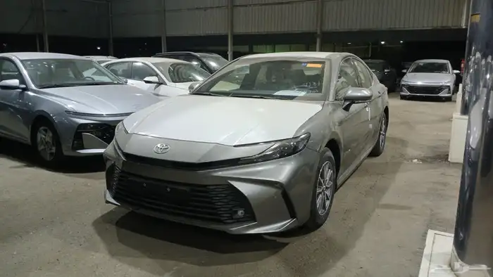 كامري E بنزين 2025 سعودي جديدده 5