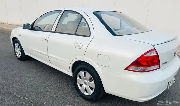 نيسان صني اتوماتيك مشي قليل وكاله البيع 20 11