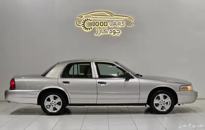 فورد فكتوريا موديل 2011 بحالة ممتازة 1