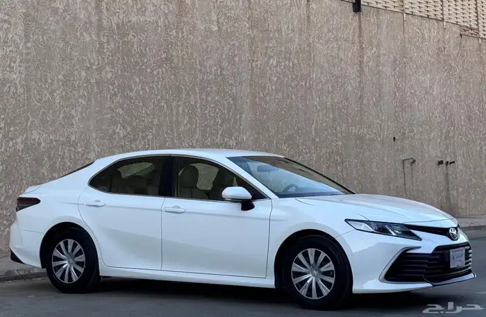 تويوتا كامري LE ممشى (((4))) الف 2022 9