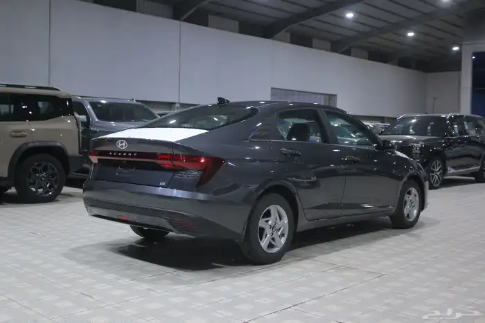 اكسنت فليت 2026 3