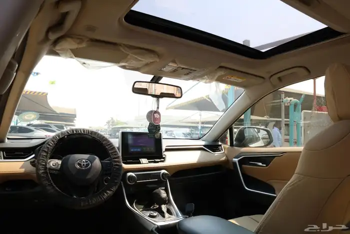 RAV4 2024 63.xxx km like new 6