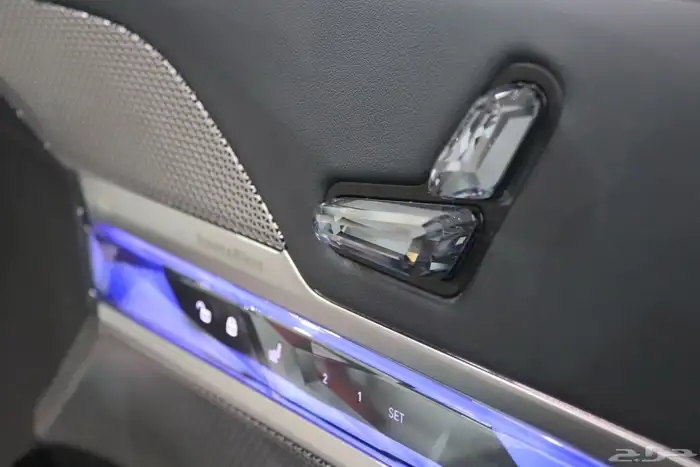 بي إم دبليو 735 M-kit موديل 2024 مستخدم بسعر 435.000 26