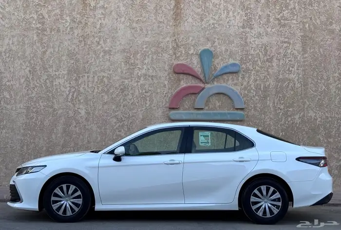 تويوتا كامري LE ممشى (((4))) الف 2022 3