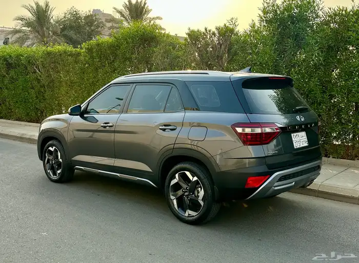 قراند كرتا 2024 3