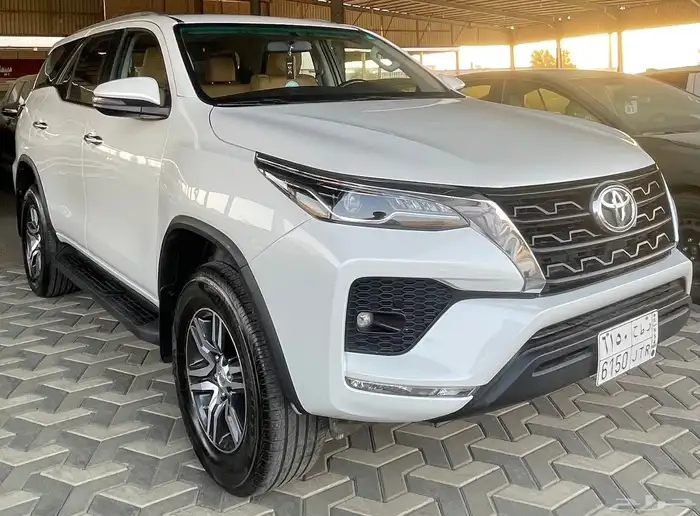 تويوتا فور تشنر 6 سلندر بنزين 2023 عبداللطيف جميل 0