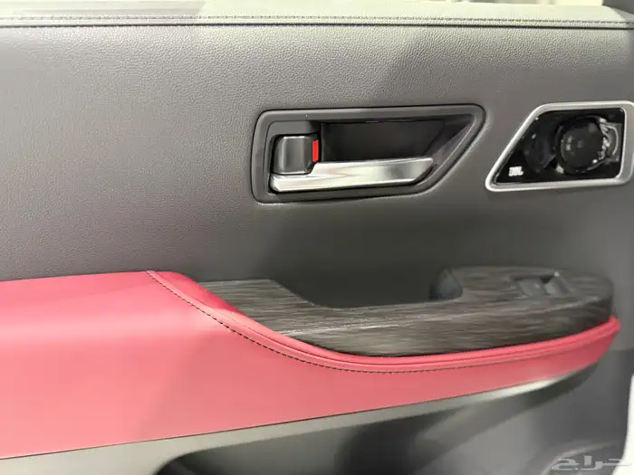 تويوتا لاندكروزر GR بريمي فل كامل 2025 بنزين نظام 50-50 20