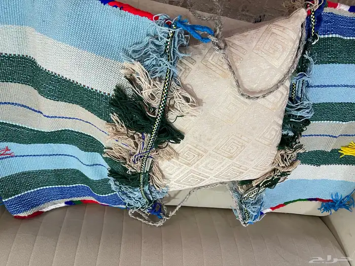 شغل يدوي صوره الملك وبيز تراث وحجل حصان 0