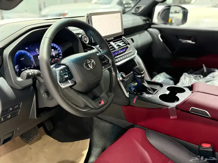 تويوتا لاندكروزر GR بريمي فل كامل 2025 بنزين نظام 50-50 11