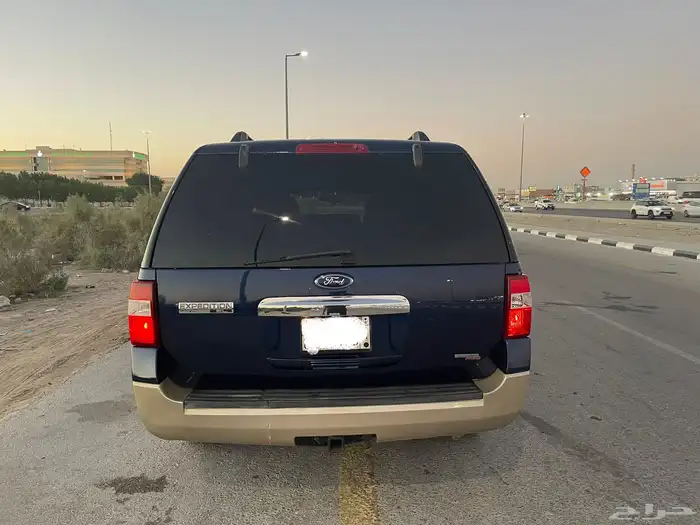 للبيع فورد اكسبيدشن 5
