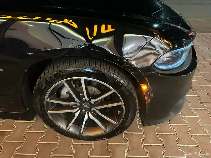 تشارجر 2022 R T v8 6