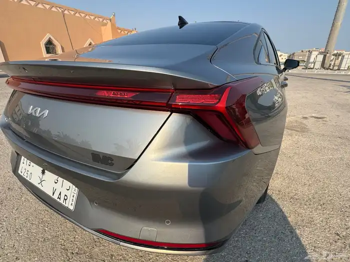 كيا كي ايت فل كامل وارد سعودي kia k8 2022 25