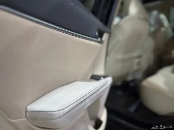 كامري كراندي استخدام نظيف انصح بها للمستخدم من غير اللوحة 14